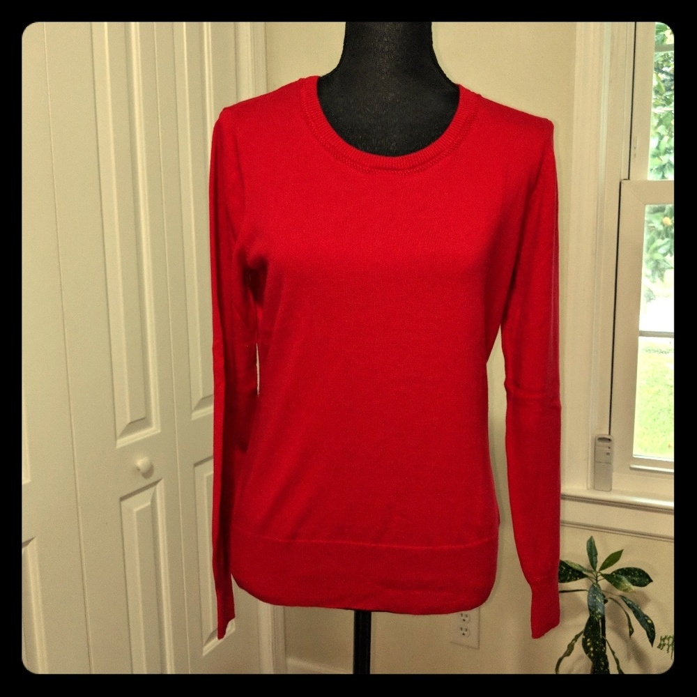 ⬇️💲Worthington red long sleeves sweater